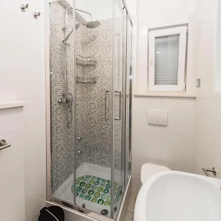 In Rogoznica 40358 Apartamento *